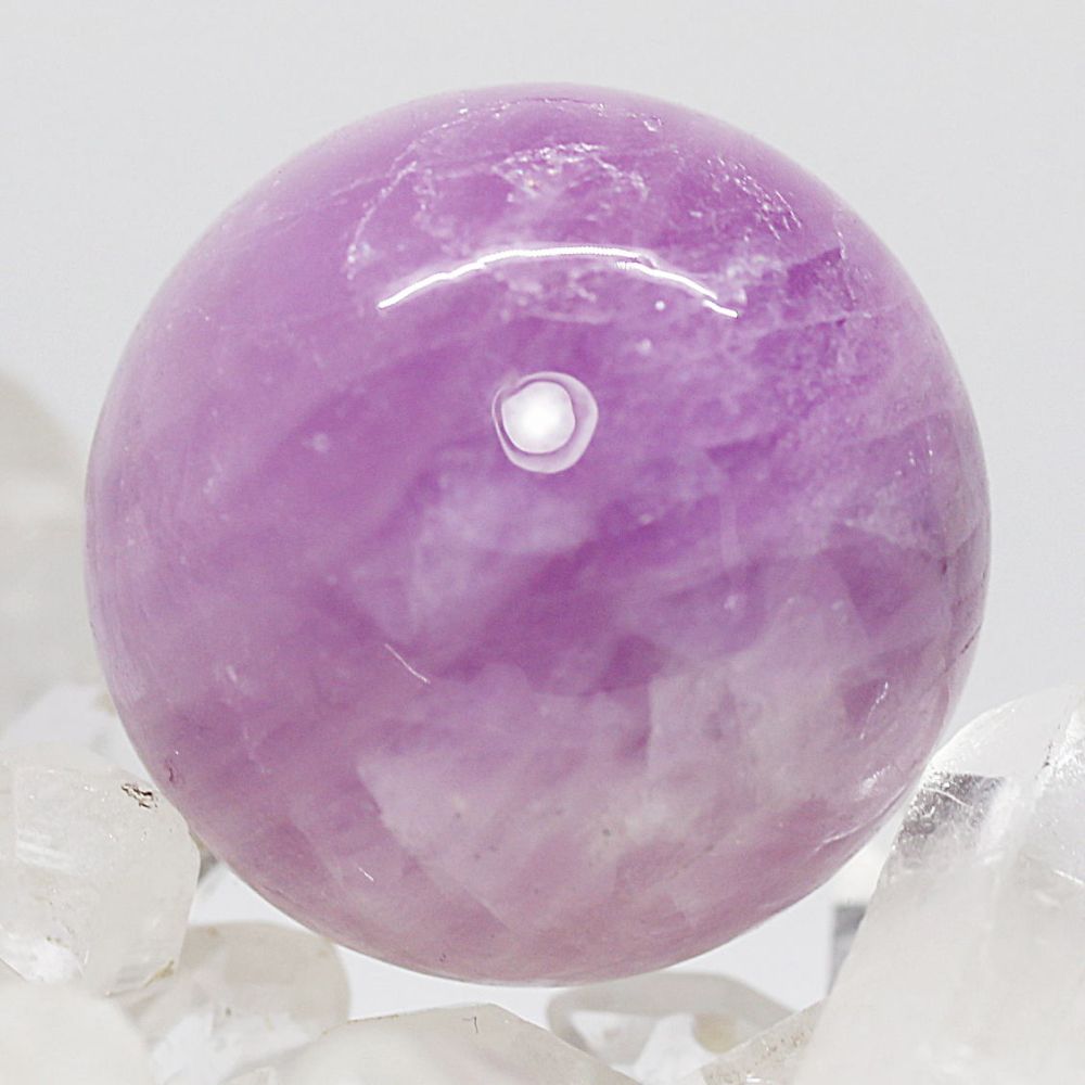 高品質]ナイジェリア産ピンククンツァイト丸玉/スフィア（直径約29.8mm