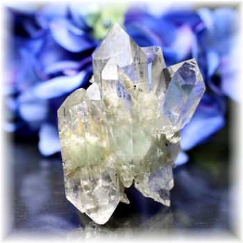 インド/マニハール産ヒマラヤ水晶クラスター（未加工原石、群晶