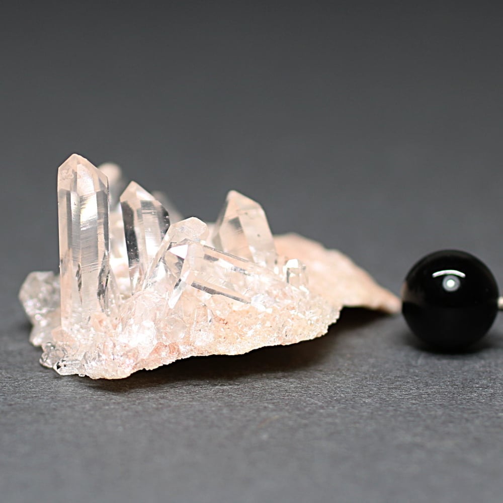 高品質]インド/マニカラン産ヒマラヤ水晶クラスター/原石小さめサイズ