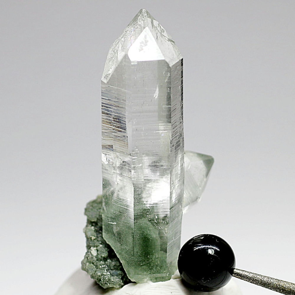 トップクォリティ]インド/マニハール産ヒマラヤ水晶ナチュラルポイント