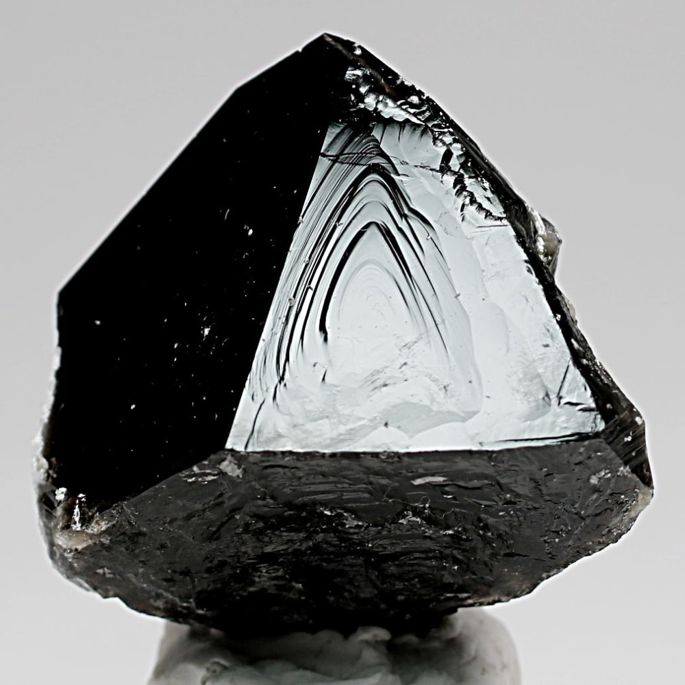 山東省産]天然モリオン原石（黒水晶ナチュラルポイント） - 埼玉県吉川