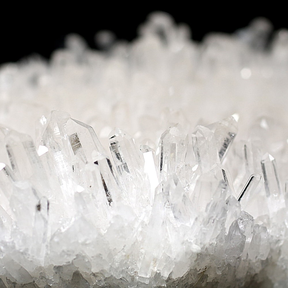 中国/四川省産]水晶クラスター/原石（専用木製台座付） - 埼玉県吉川市