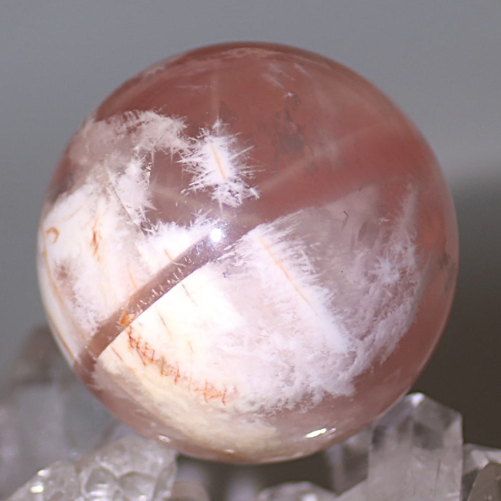 高品質]セリサイトインスターローズクォーツ丸玉/スフィア（球体直径