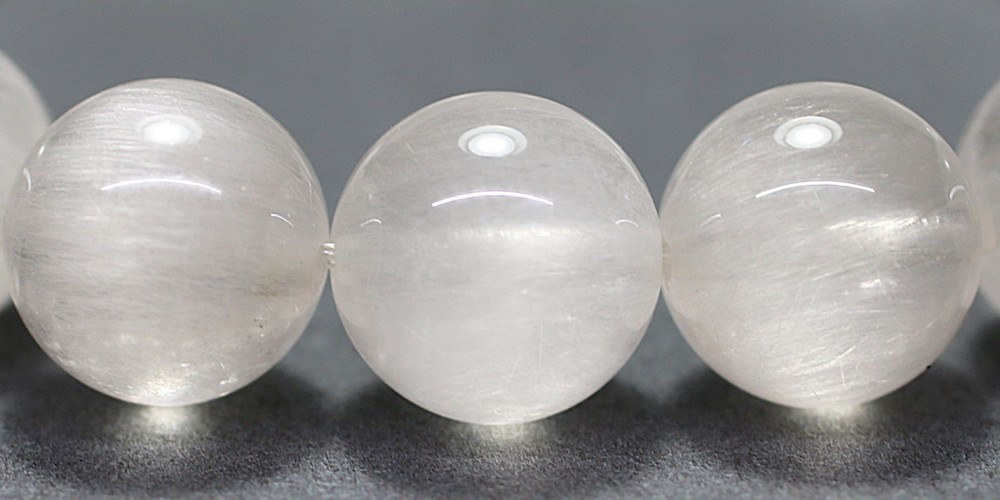 高品質]ホワイトサゲニティッククォーツブレスレット/アンフィボール