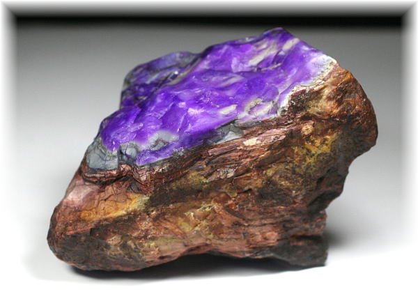 希少・高品質]南アフリカ産スギライト原石 - 埼玉県吉川市の天然石専門