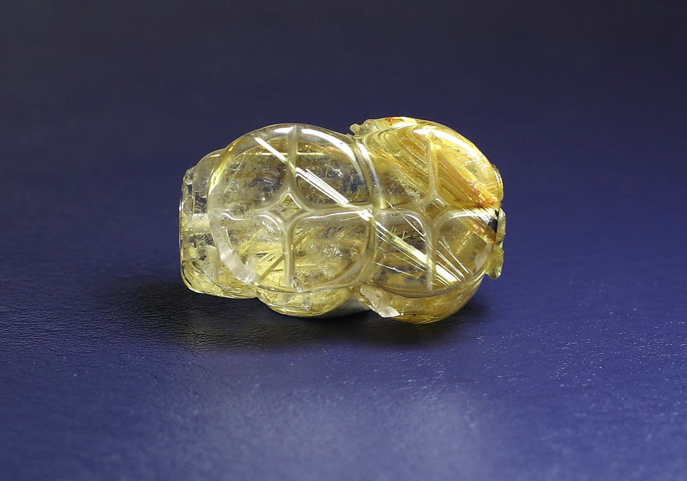 ゴールドルチルクォーツ彫刻（貔貅/ヒキュウ） - 埼玉県吉川市の天然石