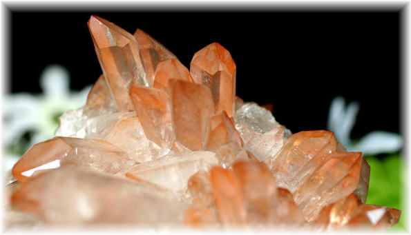 ブラジル産]タンジェリンクォーツ（原石） - 埼玉県吉川市の天然石専門