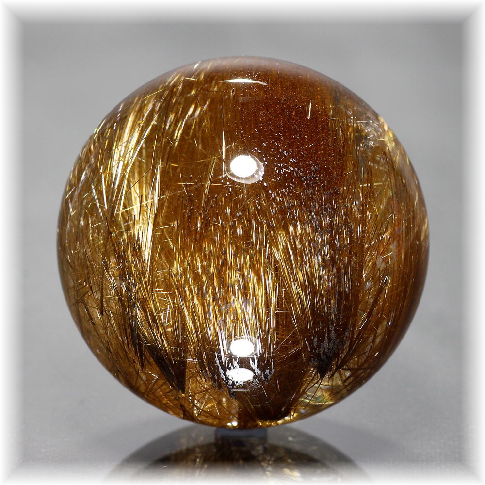 希少]タイガータイチンルチルクォーツ丸玉/スフィア（球体直径43.3mm