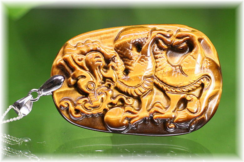 ブラジル産]タイガーアイ(辰)龍彫刻ペンダントトップ - 埼玉県吉川市の
