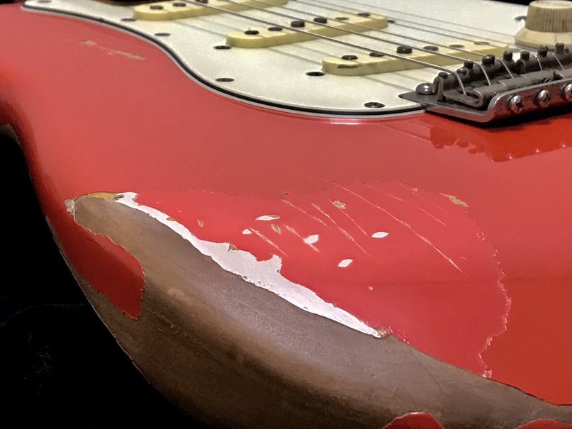 本物のRelicとは】ギターのレリック加工って何？きずだらけで