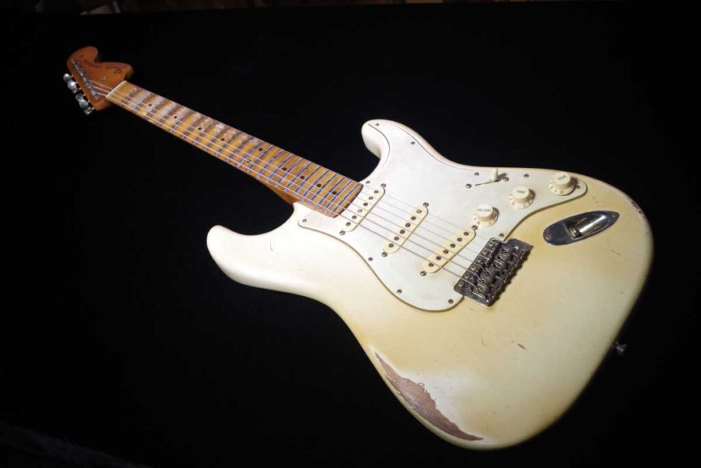 CUSTOM-MADE 1969 Stratocaster Relic Olympic White – Jimi Hendrix