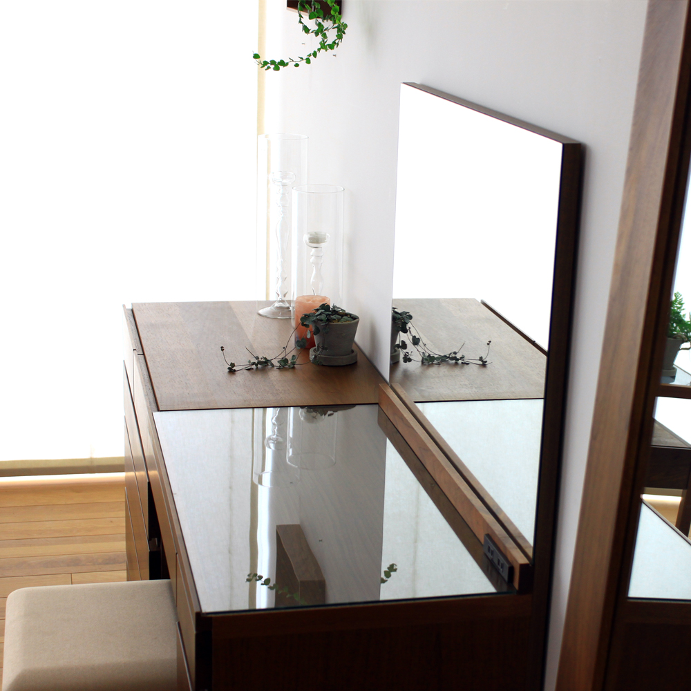 ドレッサー「レッチェ」スツール付き ウォールナット材 | 【公式】大塚