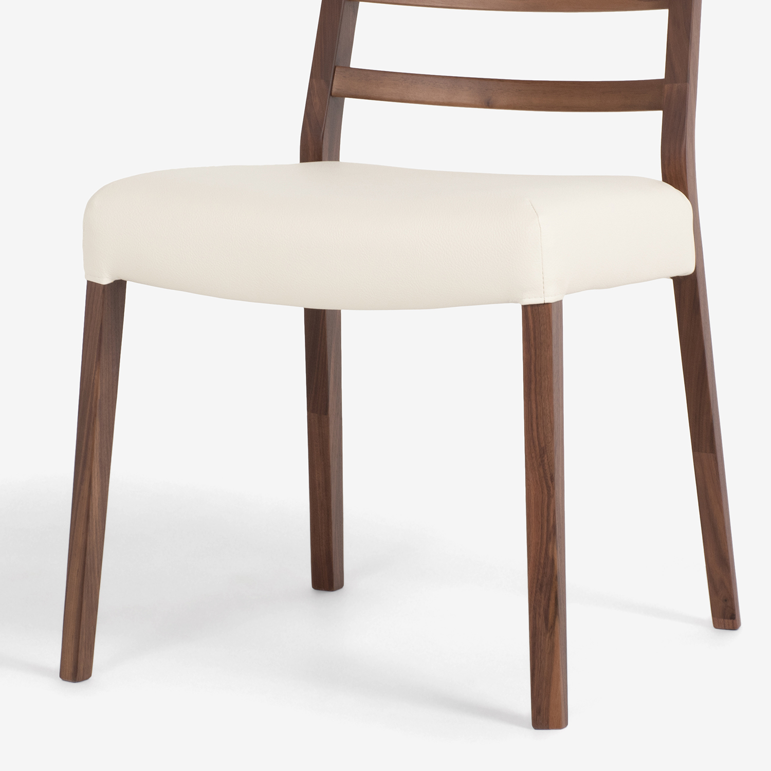 ダイニングチェア「シネマ Aタイプ」ウォールナット材 ウォールナット