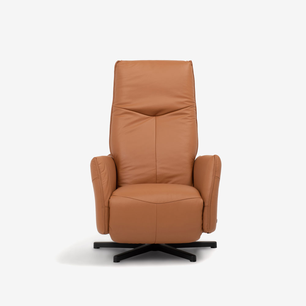 himolla（ヒモラ）リクライナー「model.9920」革＃24ライトブラウン