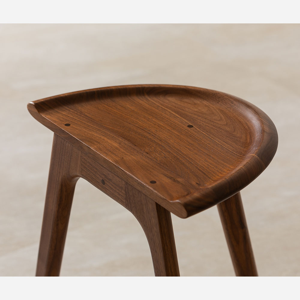 起立木工 サイドテーブル「ハーブ ST」WN ウォールナット材 | 【公式