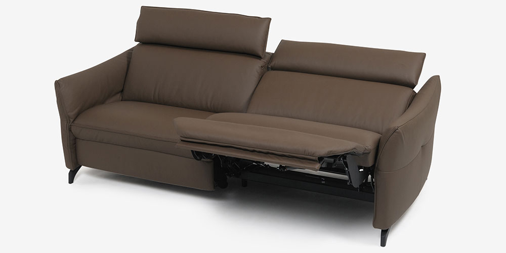 himolla（ヒモラ）電動リクライニングソファ「プラノポリー」幅224cm