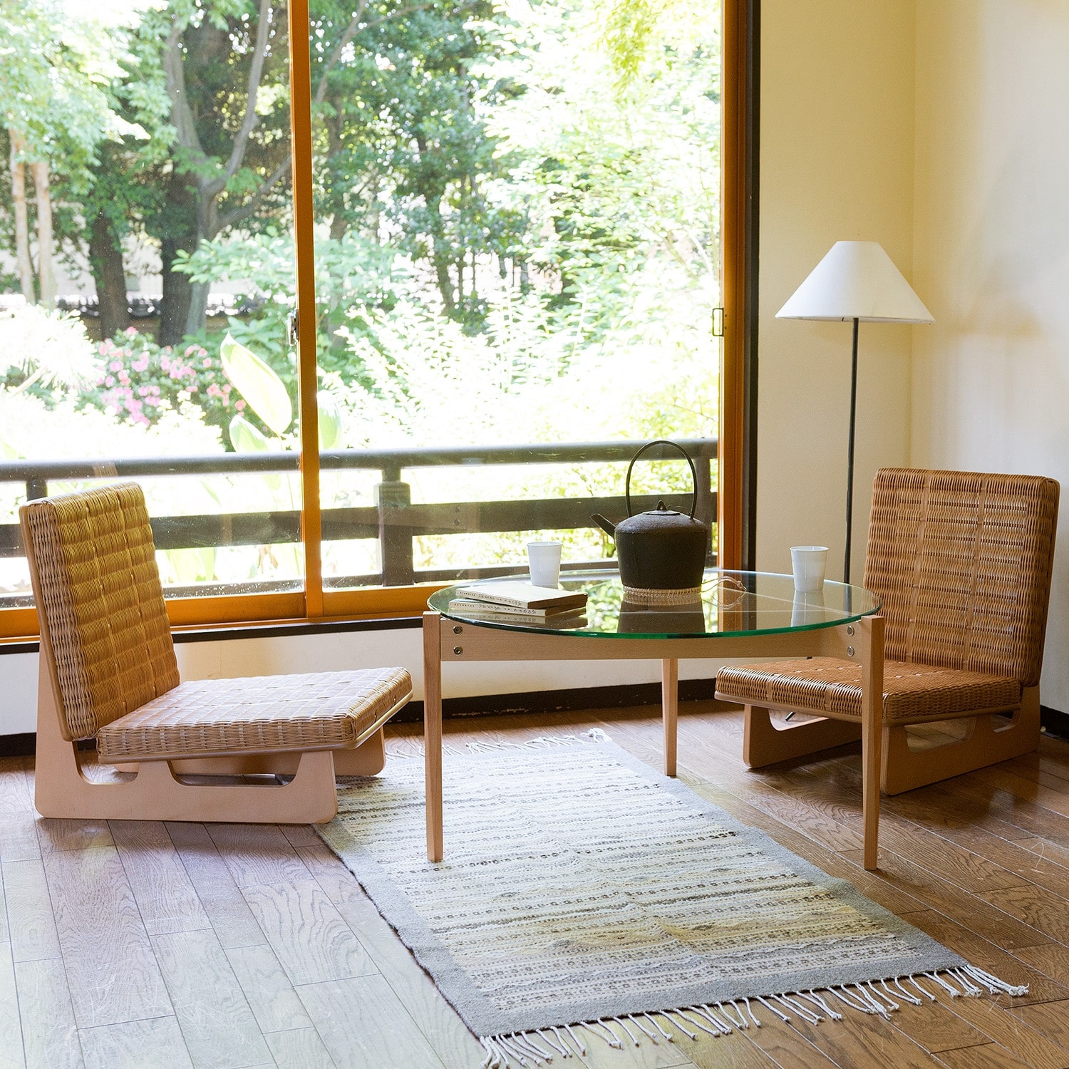 TOU ZA ISU｜チェア一覧｜IDEE SHOP Online