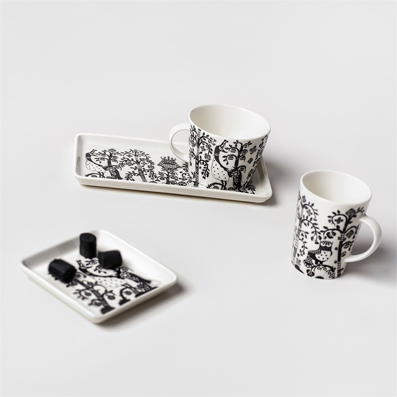 タイカ スクエア プレート 12x12cm ブラックiittala/Arabia|北欧食器の