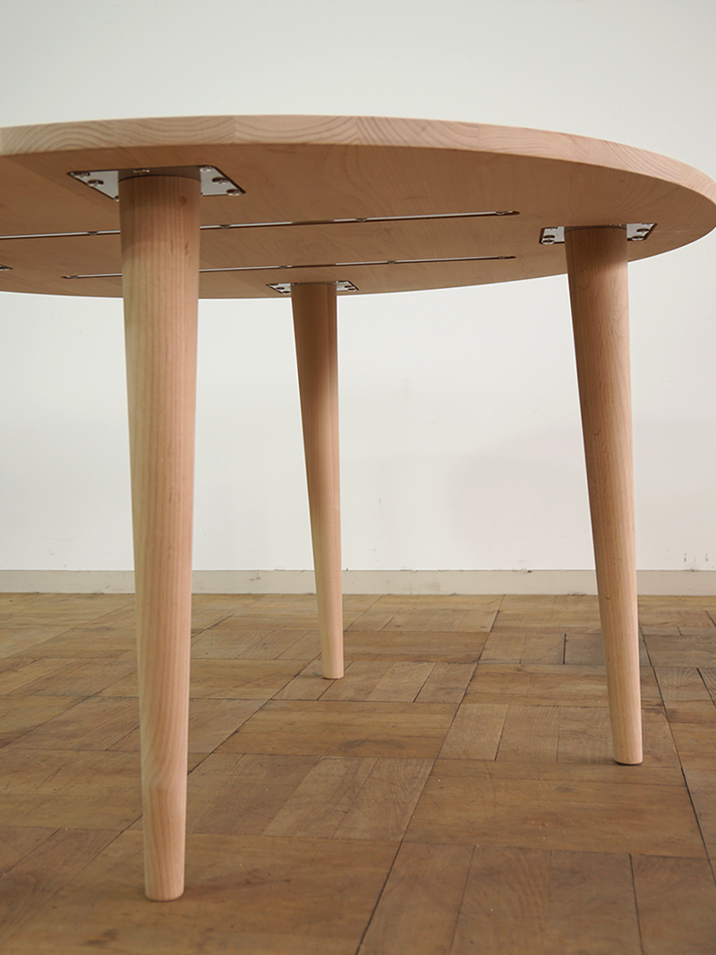 テーパー丸脚テーブル｜ikususu FURNITURE｜無垢材家具・オーダー家具
