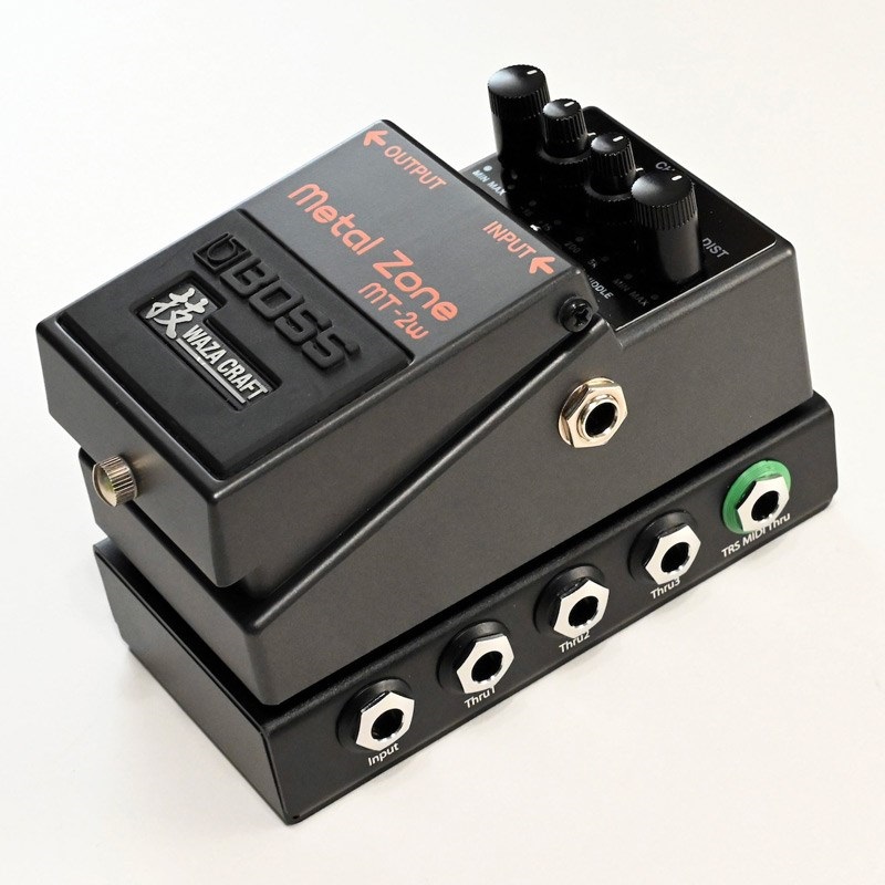 ペダルボードの組込みに朗報！MIDI端子を追加したフラットタイプ