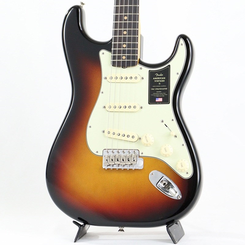 Fender USA American Vintage II 1961 Stratocaster (3-Color Sunburst