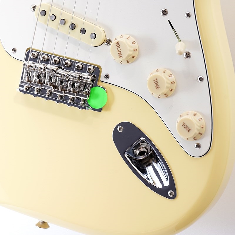 Fender MEX Vintera II 70s Stratocaster (Vintage White) ｜イケベ