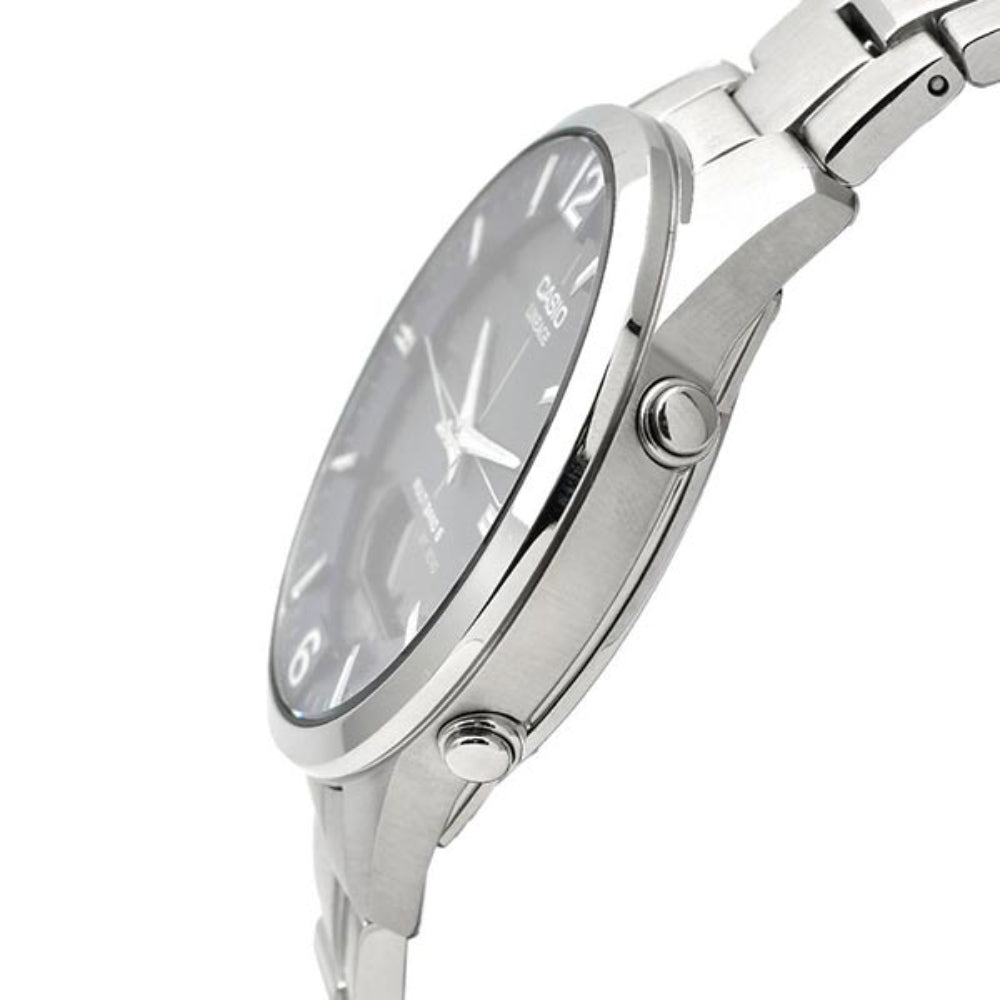 Casio Men's LINEAGE Solar Radio Watch LCW-M170D-2AJF – IPPO JAPAN