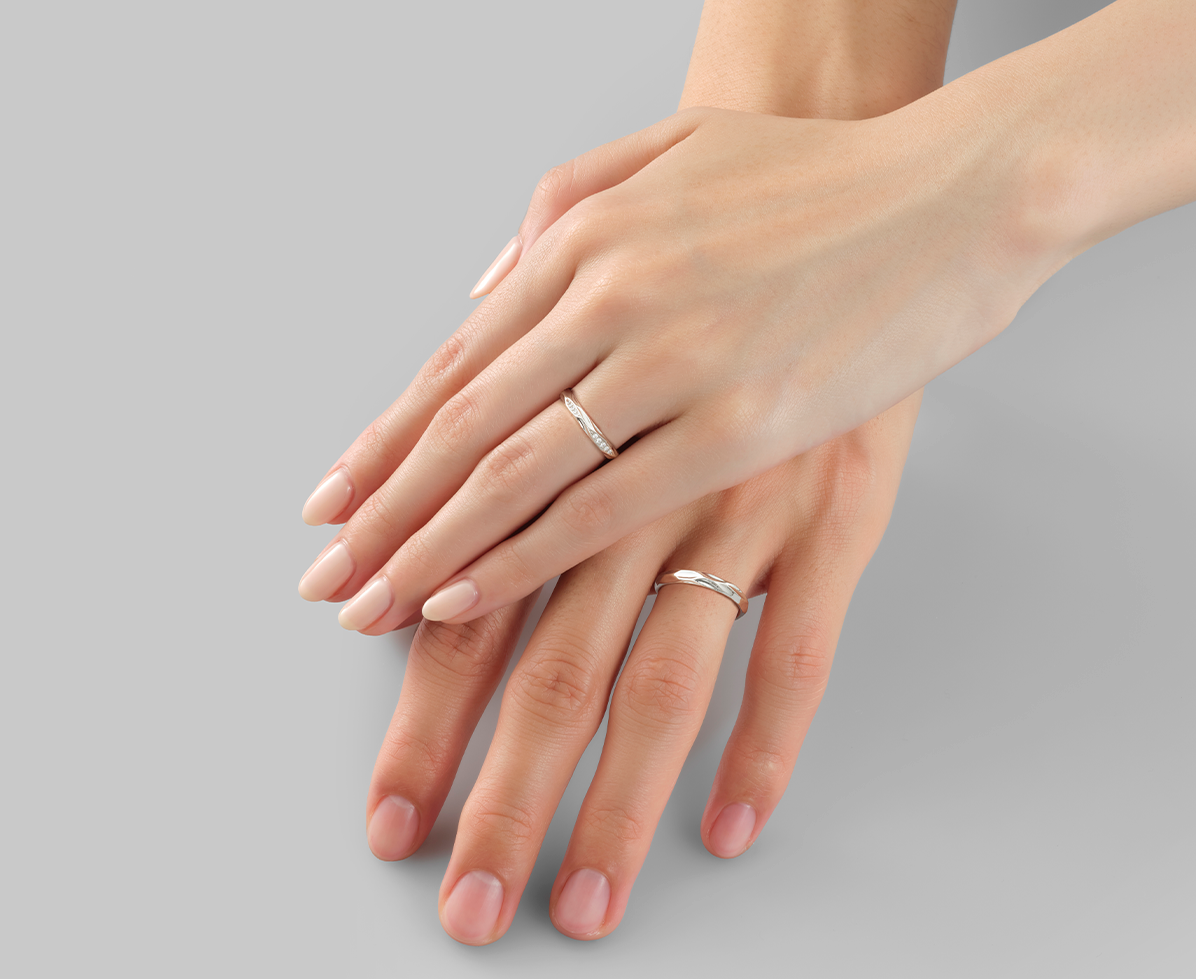 水の綾【銀座本店・なんば店 限定展示】｜結婚指輪（マリッジリング