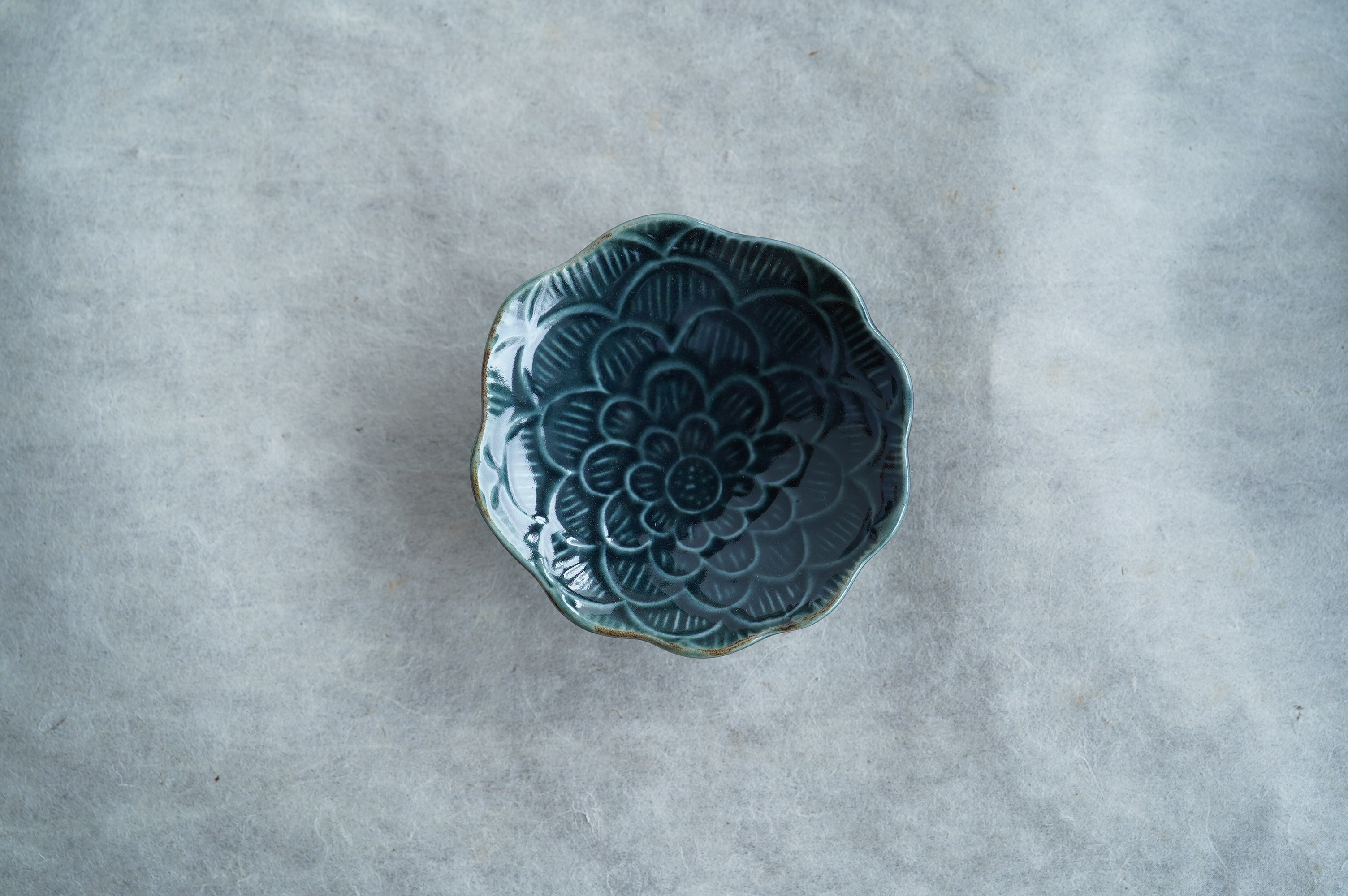 阿部春弥 牡丹文豆皿