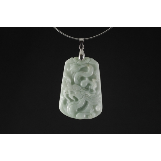 ミャンマー翡翠ペンダントトップ販売 名取貴石 天然石原石鉱物結晶