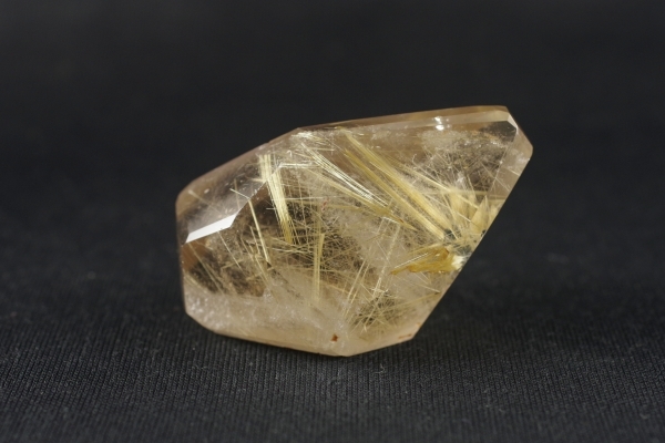 ルチルクォーツ原石磨き255g 天然石販売 名取貴石 天然石原石鉱物