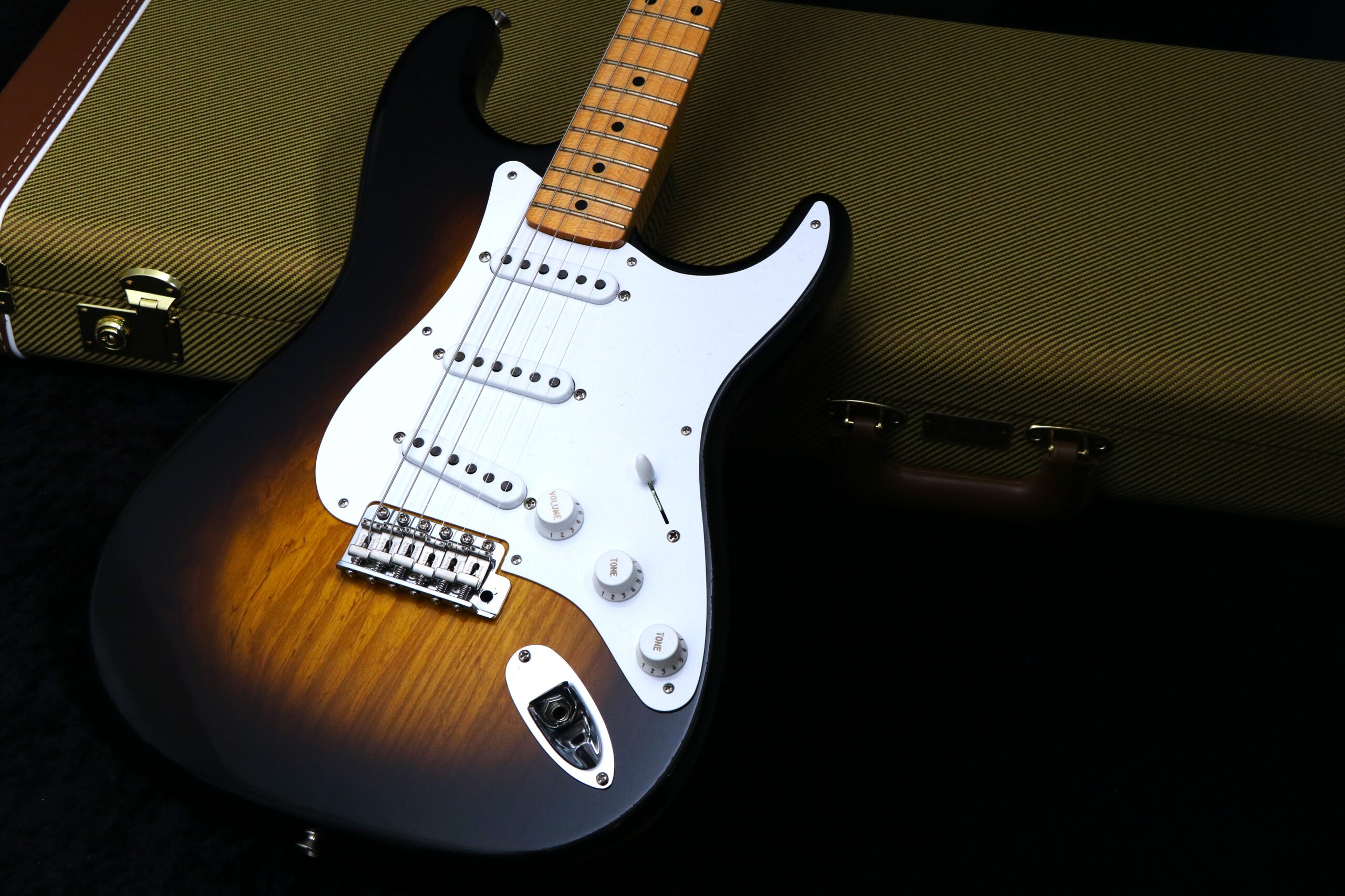 御茶ノ水本店】フェンダー・カスタムショップ 1954年ストラト