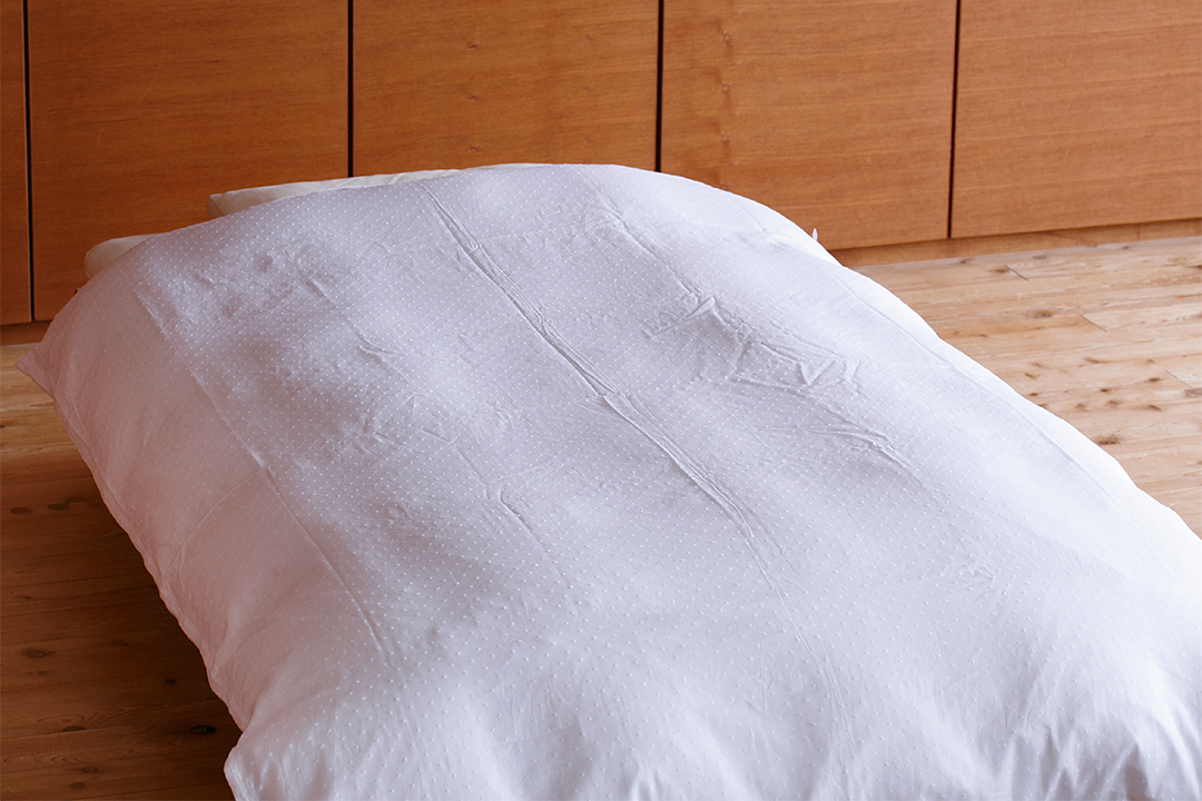 羽毛布団など布団(ふとん)の専門店 | 株式会社石田屋