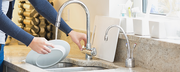 洗い物に適した電気温水器・電気瞬間湯沸器・エコキュート｜日本イトミック