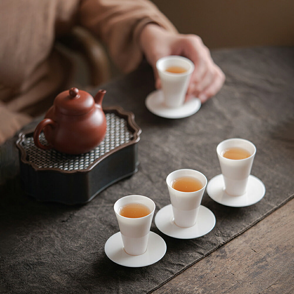 IwaiLoft 白玉 聞香杯 茶たく付き 30ml ギフト包装 茶杯 茶器 湯のみ