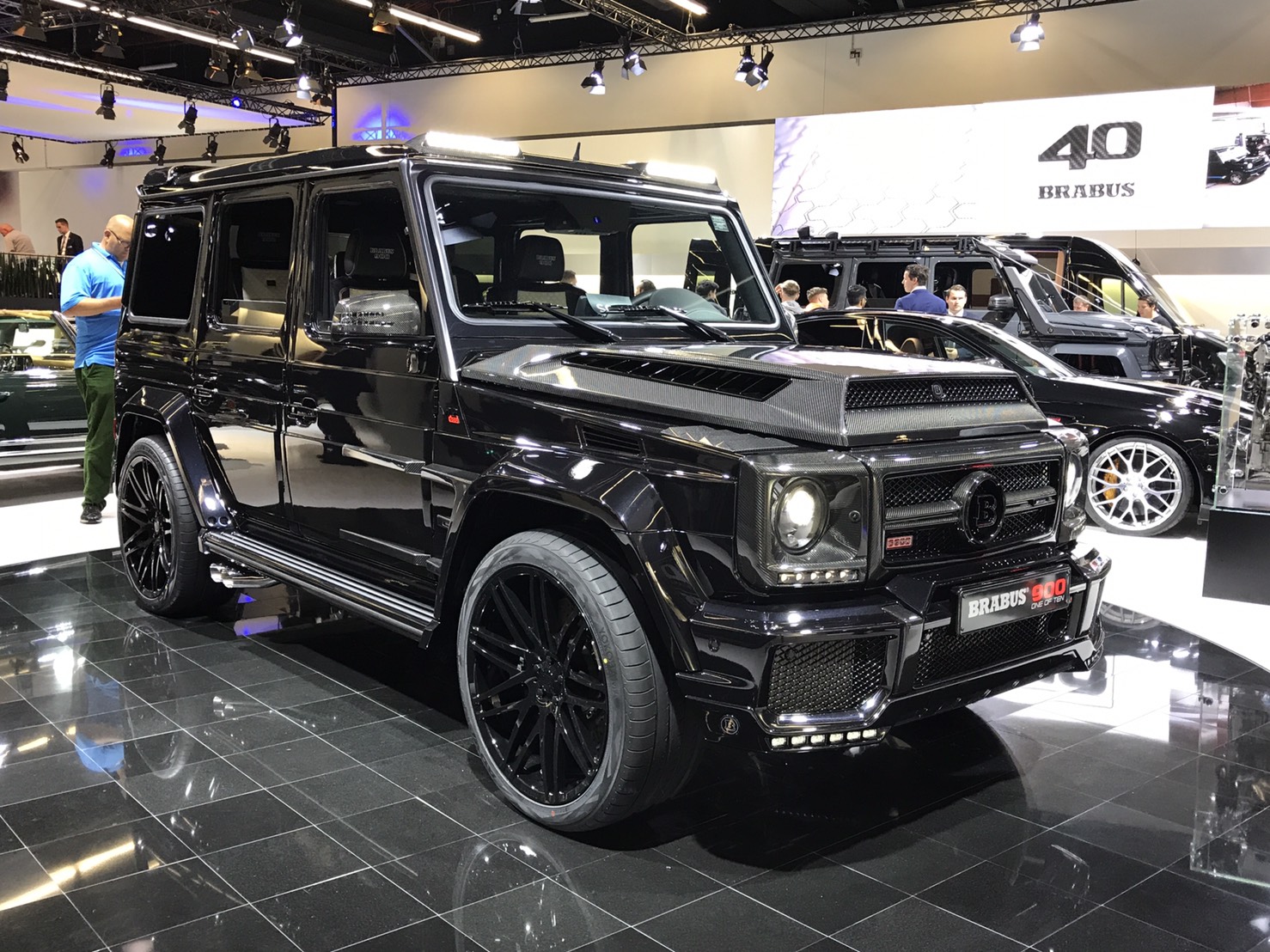 世界限定10台 本気 BRABUS 900”ONE OF TEN” AMG G65ベース900馬力