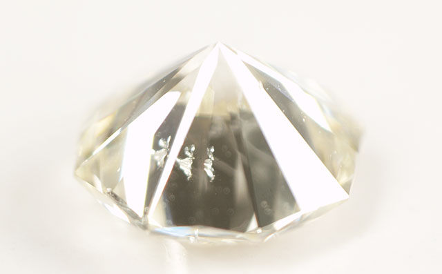 58面体カット】 オクタゴナル・モディファイド・ブリリアントカット
