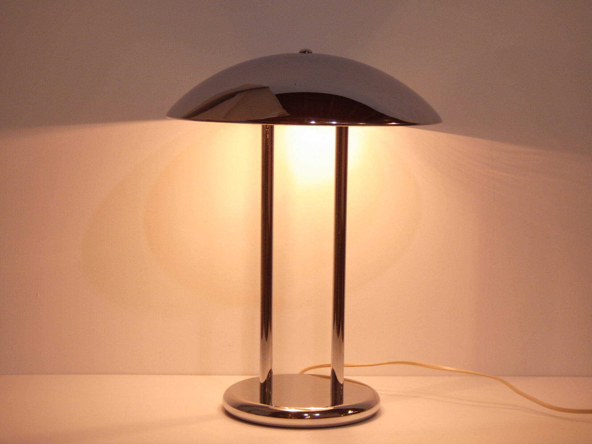 Vintage IKEA Chrome mushroom lamp by robert sonneman ビンテージ