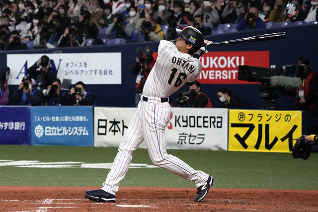 大谷翔平が2打席連続本塁打 30選手全員が揃った戦いで阪神相手に快勝を