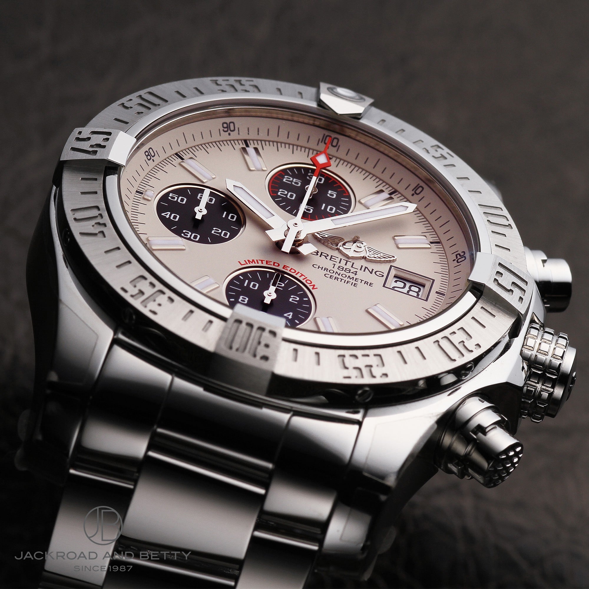 アベンジャーII シルバーグレー リミテッド[A339GJAPSS] Avenger II