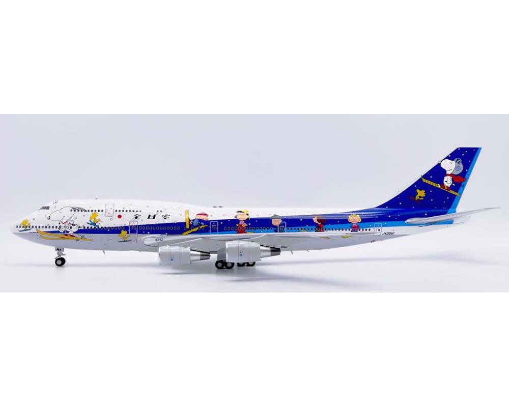 www.JetCollector.com: ANA - All Nippon B747-400D Snoopy, w/stand
