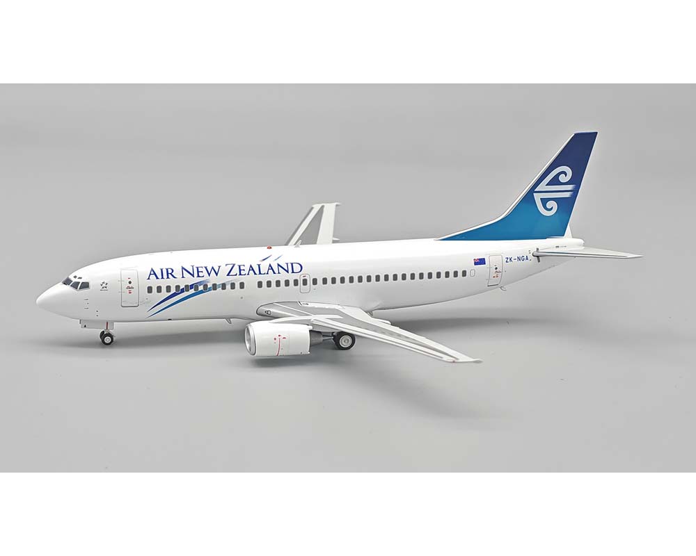 www.JetCollector.com: Air New Zealand B737-300 w/stand ZK-NGA 1