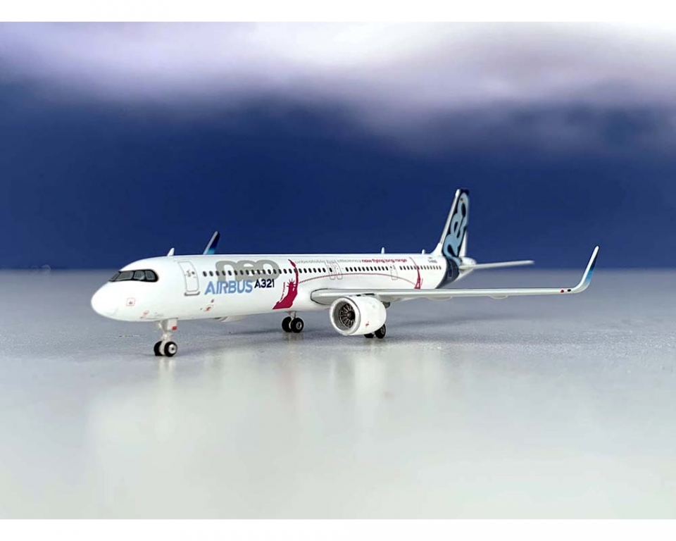www.JetCollector.com: Airbus A321neo House Livery New York to
