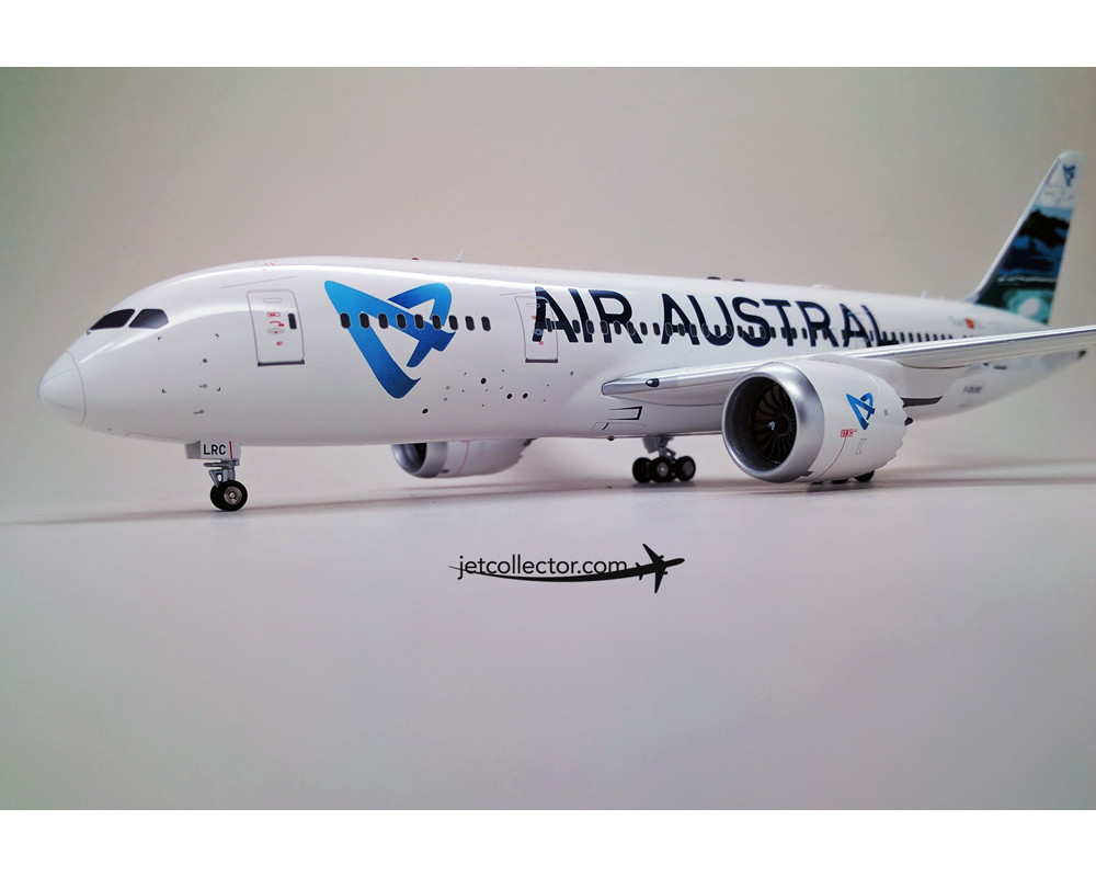www.JetCollector.com: Air Austral Boeing 787-8 Dreamliner F-OLRC W