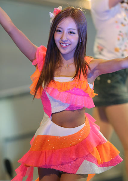 AKB48 BLT 2010 板野友美 新春晴れ着 紅 黒 生写真 2セット AKB48 BLT