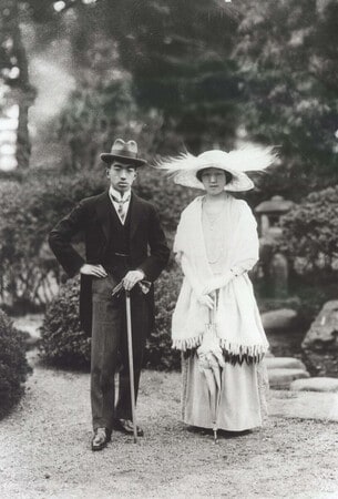 昭和天皇支え、激動の時代生きる 実録から見た香淳皇后の姿：時事