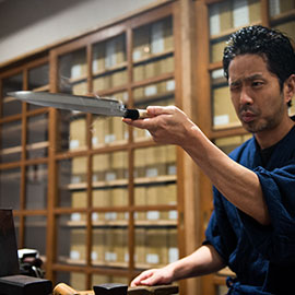 カスタマイズ】 銀三 両鏡面 先丸刺身360mm ターコイズ黒檀銀巻柄