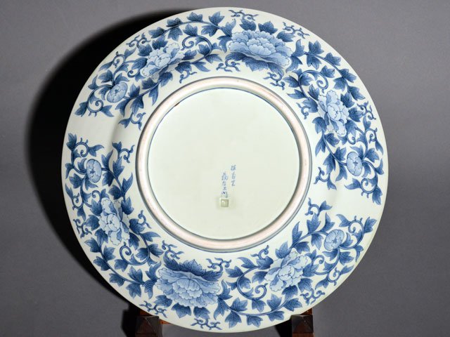 献上手古伊万里焼】飾絵皿（特大）染錦本金孔雀絵