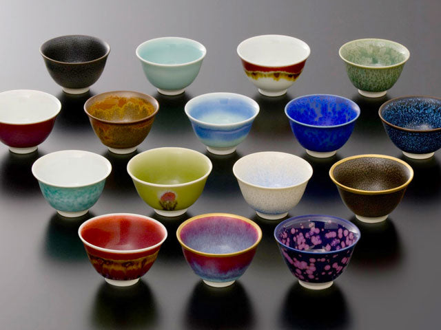 特別記念販売】ぐい呑みセット（16色）真右エ門窯：桐箱入贈答品