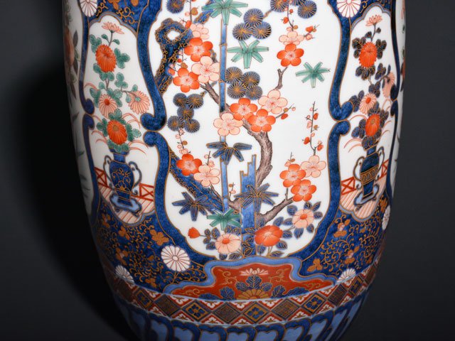 献上手古伊万里焼】特大花瓶 染錦本金松竹梅柘榴